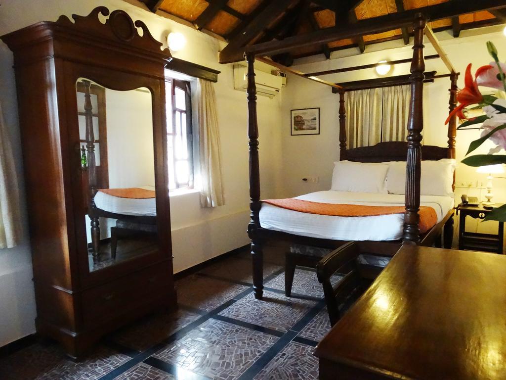 Welcomheritage Panjim Pousada Panaji Rum bild